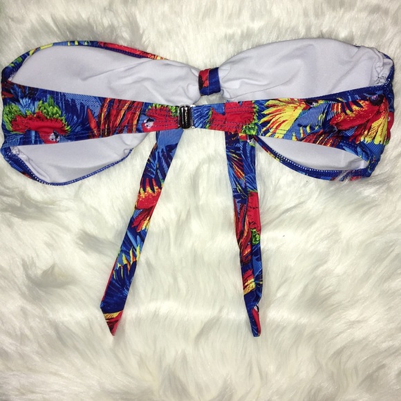 Tropical suspender style high leg swimsuit - Picture 4 of 6